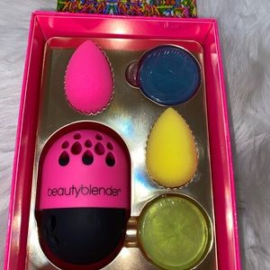 beautyblender Blender Delights Beauty Bundle